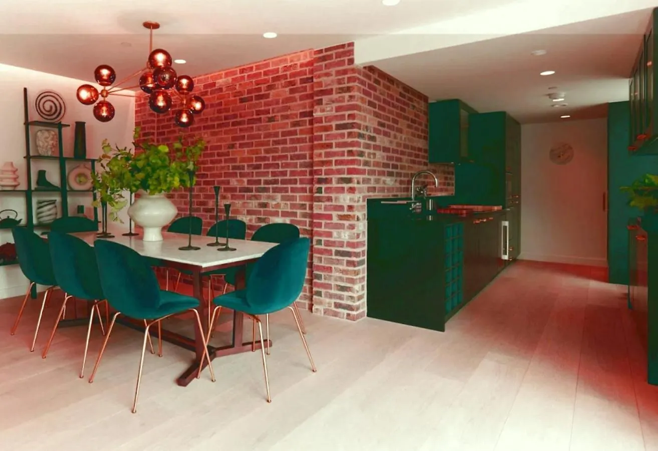 Apartment 4 Bedrooms Center Berlin